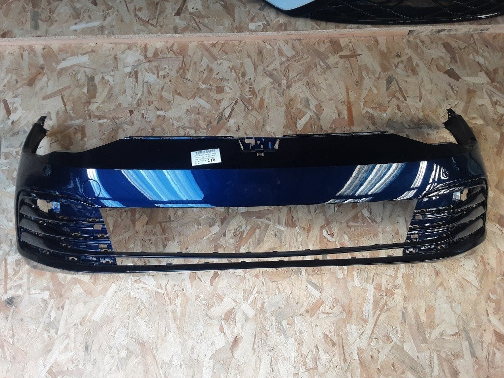 PARE-CHOCS AVANT Volkswagen Golf VIII (CD1) (5H0807221H), Pare-chocs, Volkswagen, Mevr. I. Hauben, Utilisé