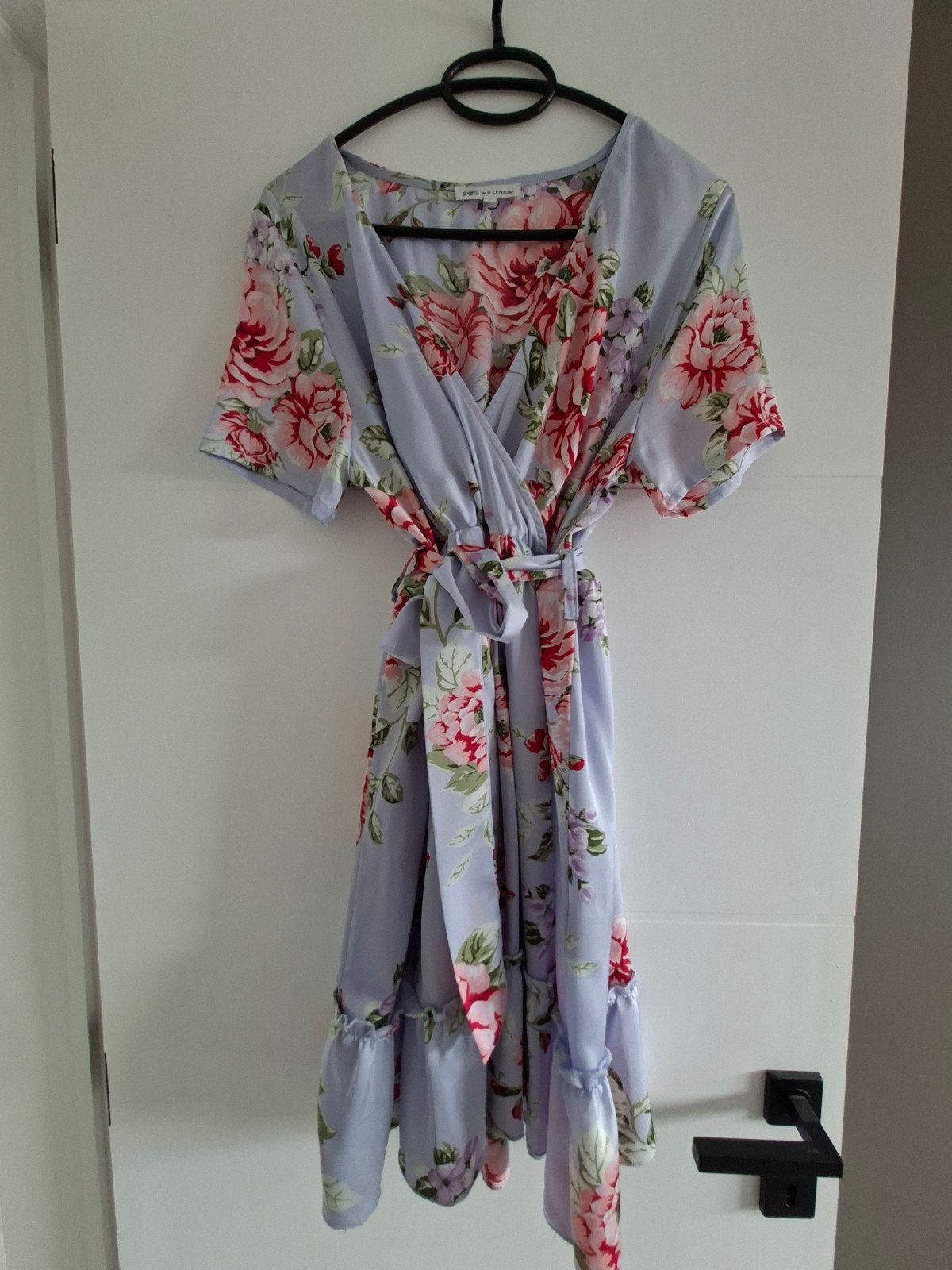 7 nouvelles robes d'été, taille unique et taille L, Enlèvement, Neuf, Taille 38/40 (M), Au-dessus du genou