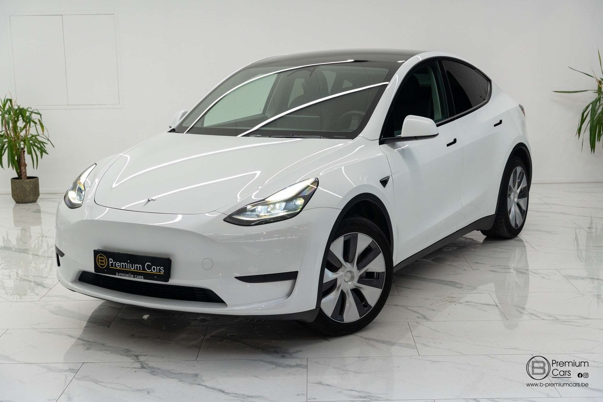 Tesla Model Y Standard Range RWD! 1ste eig, Pano dak, Led!, Auto's, Dealer onderhouden, Gebruikt, https://public.car-pass.be/vhr/4079792f-9e10-4d28-b230-52f0c6cd7af9