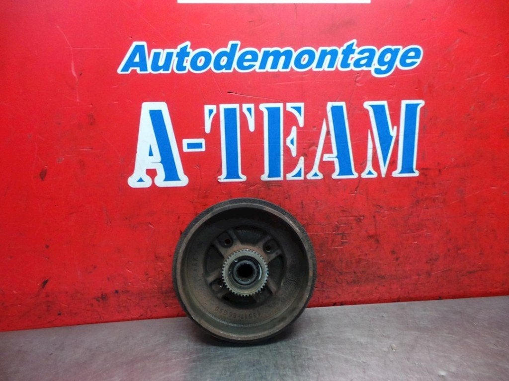 REMTROMMEL ACHTER Suzuki Ignis (MH) (|4351186G50|), Suzuki-Allee 7
64625  Bensheim, DE, Gebruikt, Suzuki Deutschland GmbH, Kontakt@suzuki.de