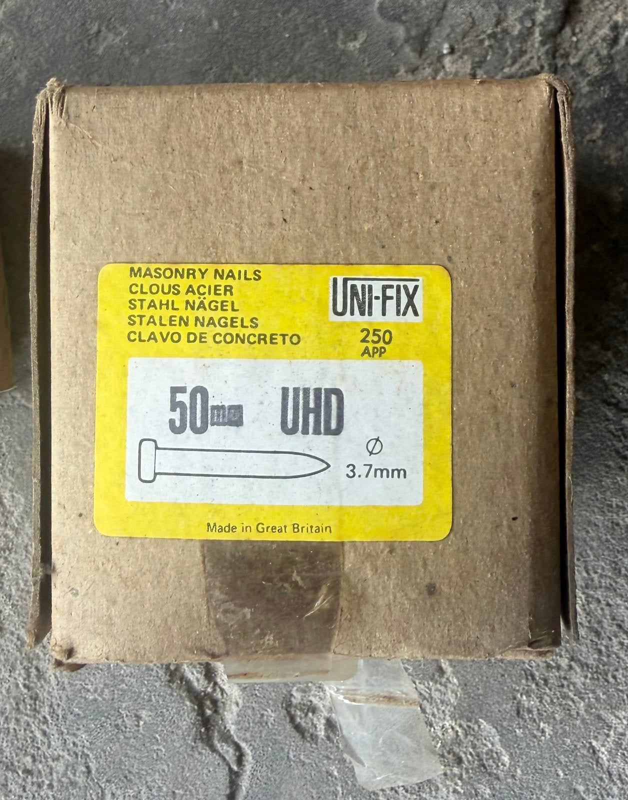 UNI-FIX 30 mm et 50 mm — 21 boîtes x 250 pièces, Enlèvement, Comme neuf