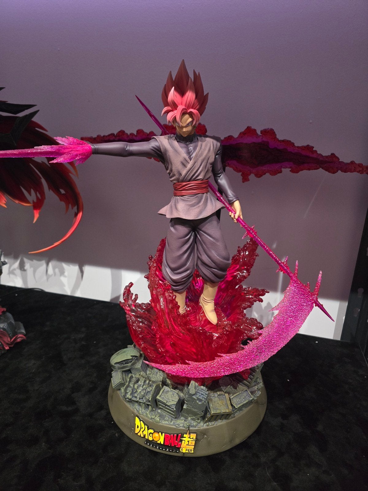 Goku rosé temple studio, Enlèvement, Comme neuf