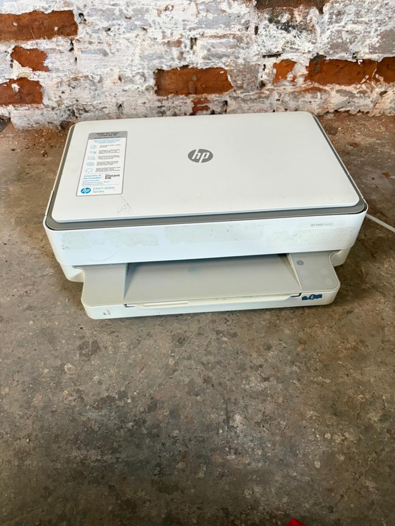 Imprimante HP en bon état, Informatique & Logiciels, Imprimantes, Imprimante LED, Copier, Wi-Fi intégré, Enlèvement