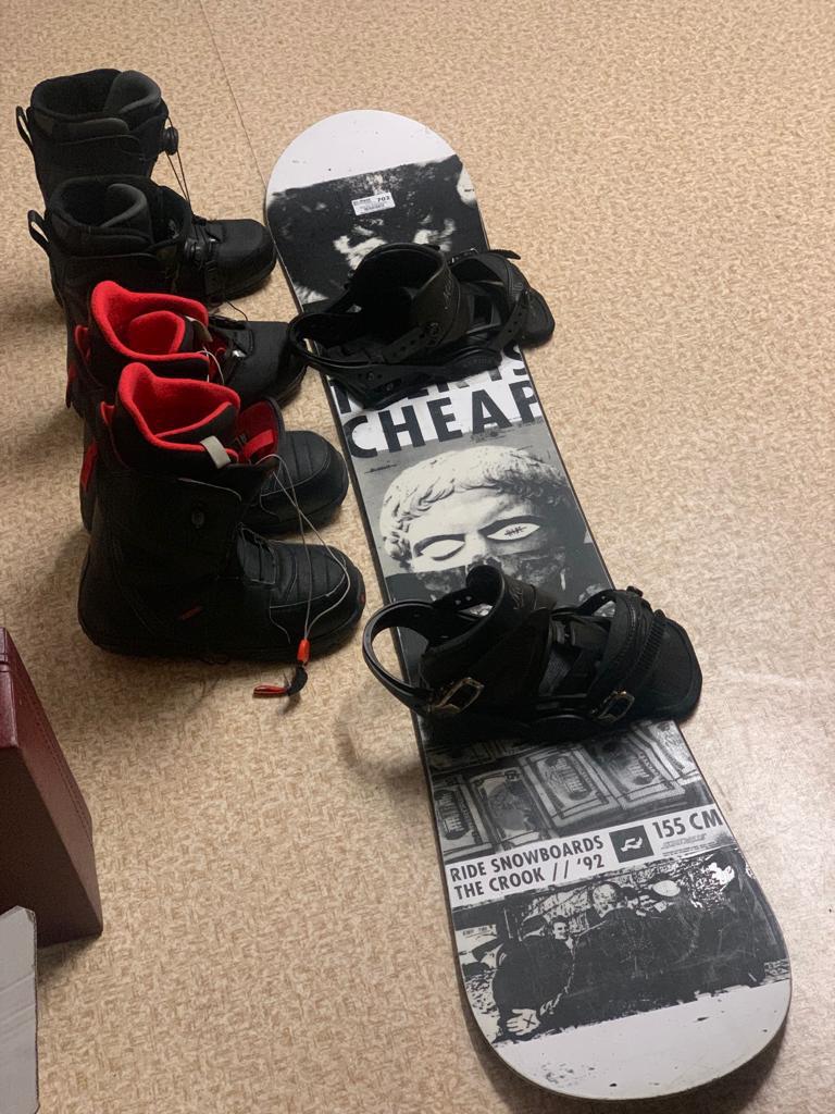 Snowboard Set 155 cm – Goede Staat – Klaar voor de Piste, Sport en Fitness, Snowboarden, Ophalen, Zo goed als nieuw, Schoenen