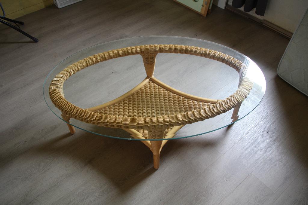 rotan salontafel 120*80 glas retro, Huis en Inrichting, Ophalen, Gebruikt, 100 tot 150 cm, Glas