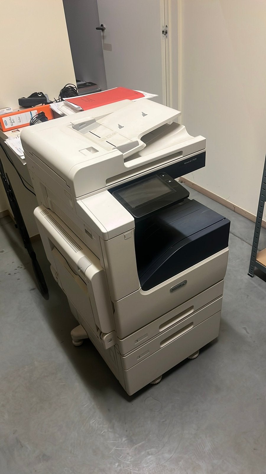 Xerox VersaLink C7020, Computers en Software, Printers, Ophalen, Zo goed als nieuw