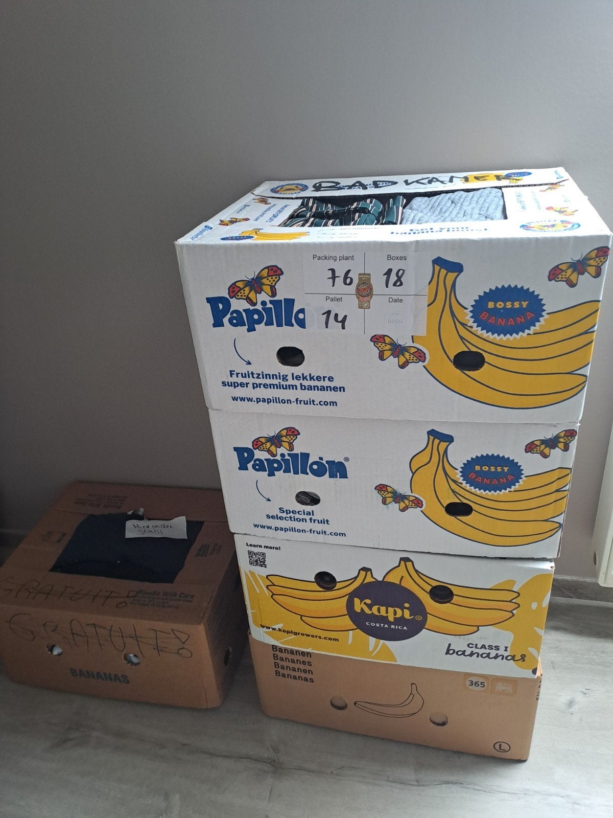 Lot meisjes kledij vanaf maat 146, Ophalen, Broek