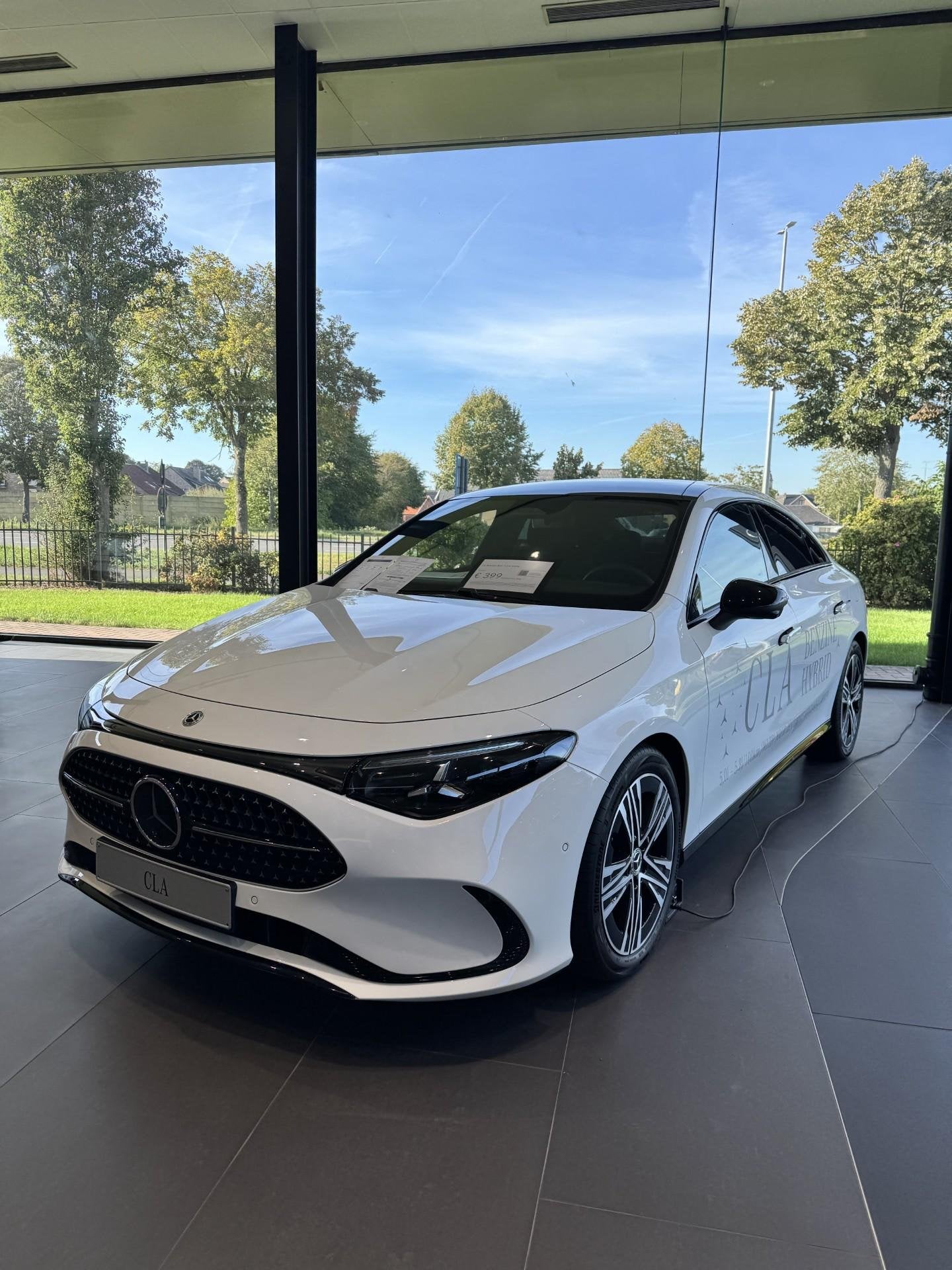 Mercedes-Benz CLA-Klasse CLA 180 "140 Years Edition", Autos, Achat, 4 portes, Entreprise, 115 g/km