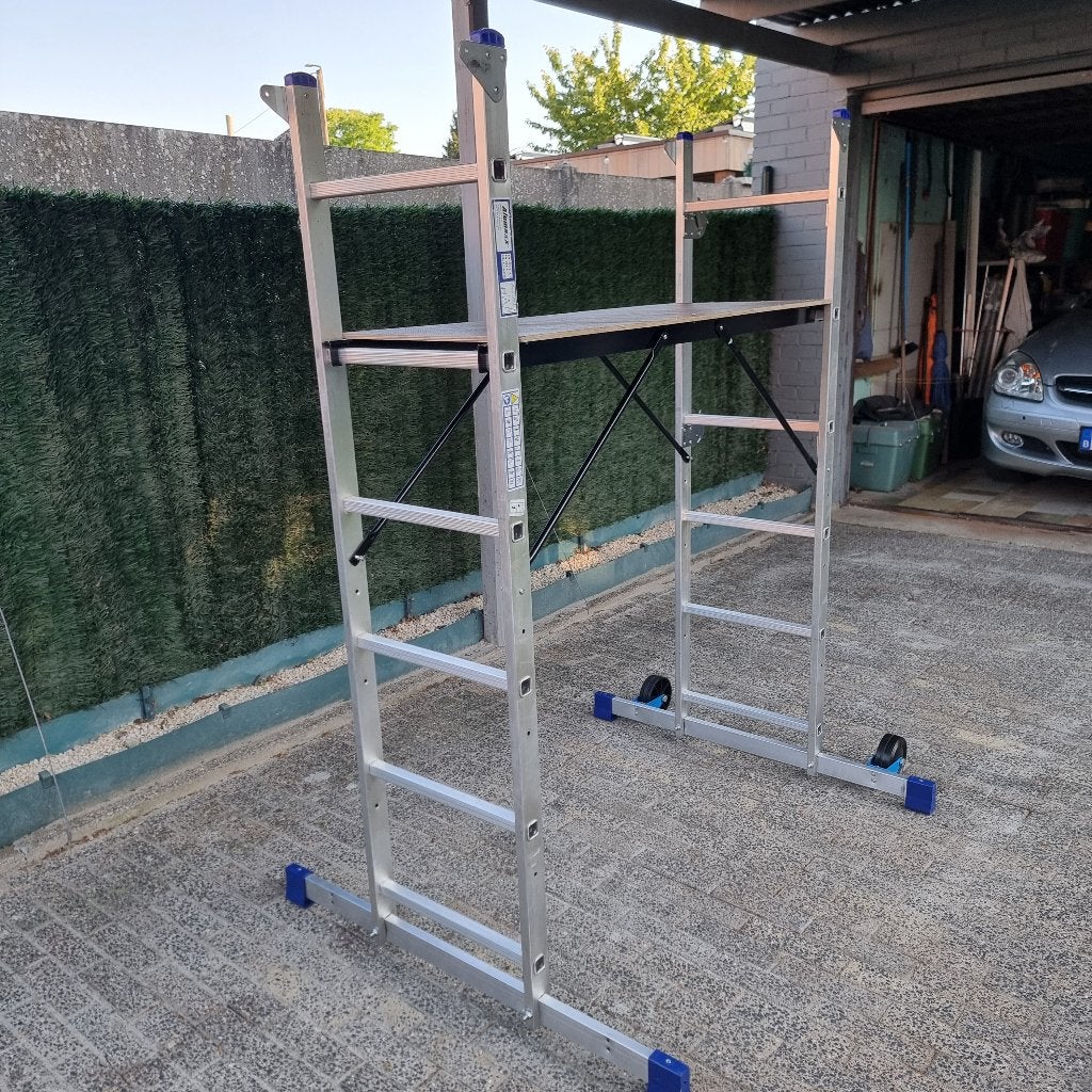 steiger/stelling-NIEUWSTAAT-KOOPJE!!!!!!!!!!!!, Doe-het-zelf en Bouw, Ladders en Trappen, Ophalen, Trap, Nieuw, Opvouwbaar of Inschuifbaar
