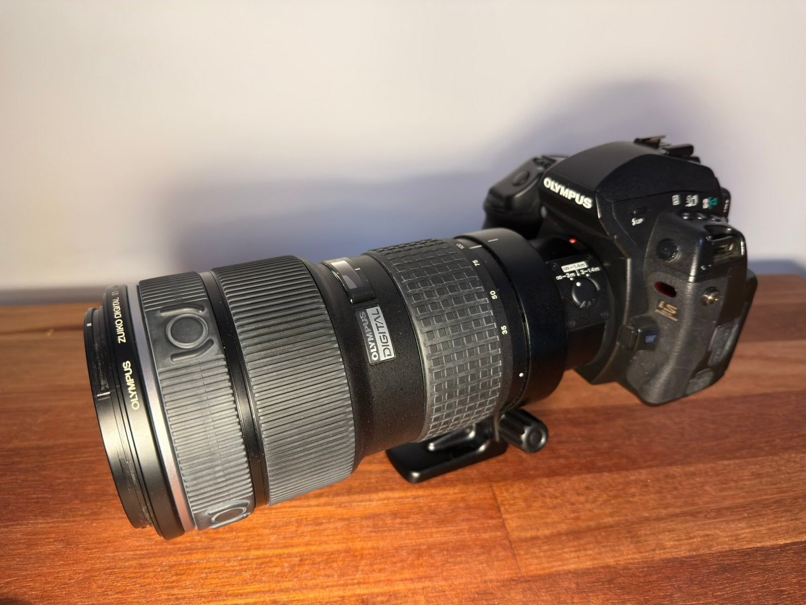 Olympus Zuiko Digital ED 35-100mm f/2, Audio, Tv en Foto, Foto | Lenzen en Objectieven, Gebruikt, Telelens, Zoom, Ophalen of Verzenden