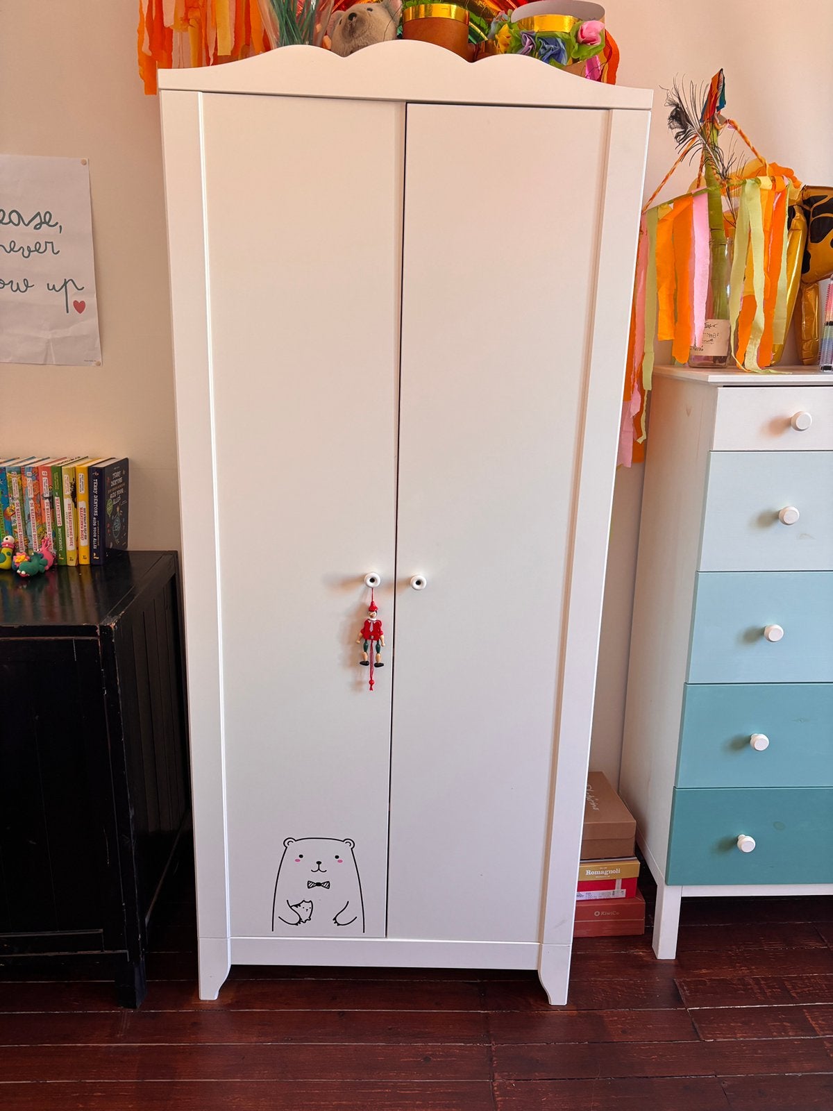 Kleerkast kinderkamer/babykamer, Kinderen en Baby's, Ophalen, Zo goed als nieuw