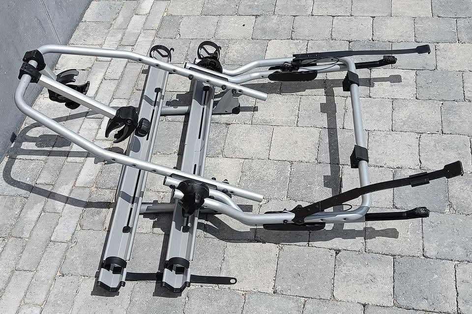 Porte-vélos pour coffre THULE Clip-On High 9106 pour 2 vélos, Autos : Divers, Porte-vélos, Enlèvement, 2 vélos, Comme neuf