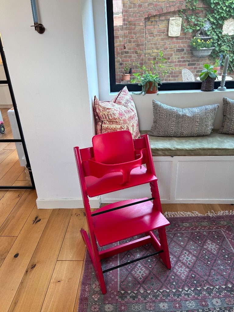 Stokke Tripp Trapp rood + Baby Set, zeer goede staat, Kinderen en Baby's, Kinderstoelen, Ophalen, Zo goed als nieuw, Meegroeistoel