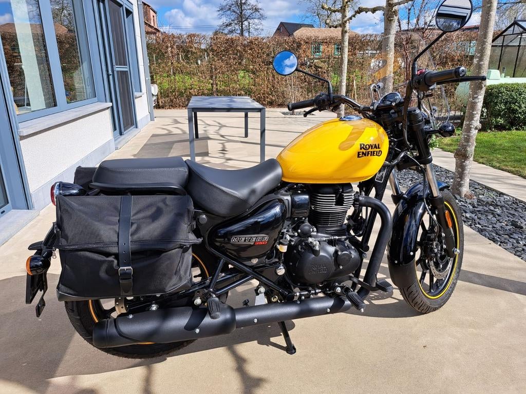 Royal Enfield Meteor 350, 481 km, in nieuwstaat, Motoren, Particulier, ABS