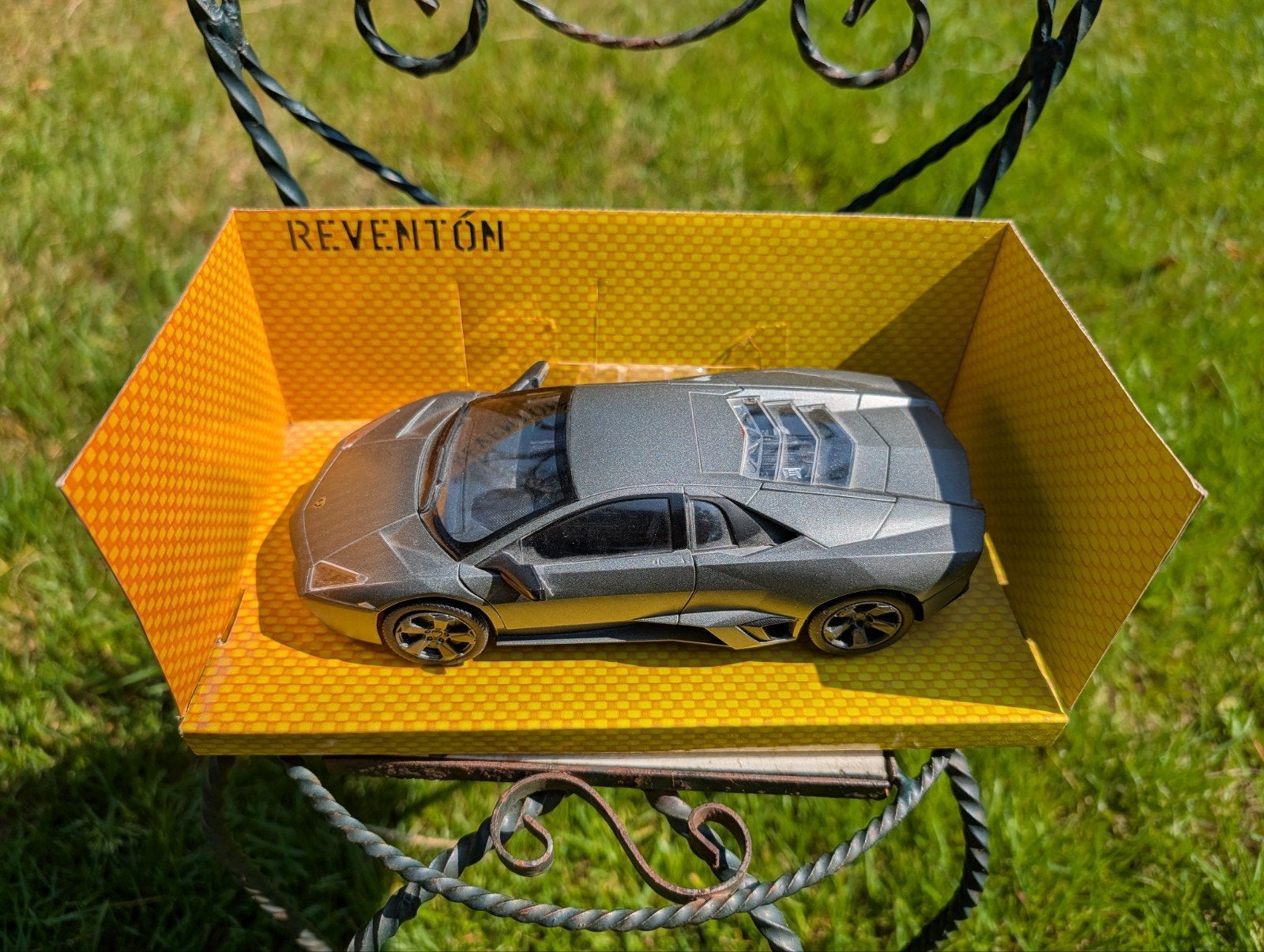Model auto - Lamborghini Reventon, Enlèvement, Voiture