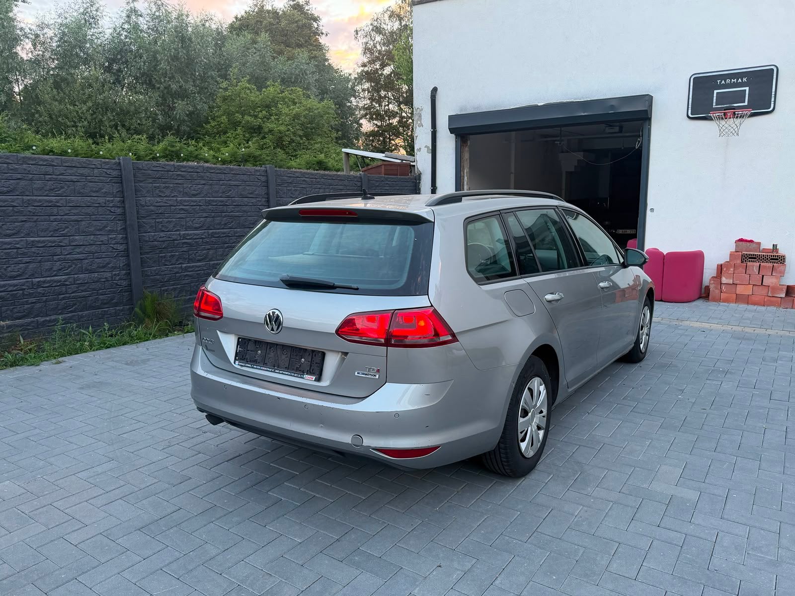 Volkswagen passat 1.6tdi, Autos, Volkswagen, Achat, 149 g/km, Noir, 5 portes