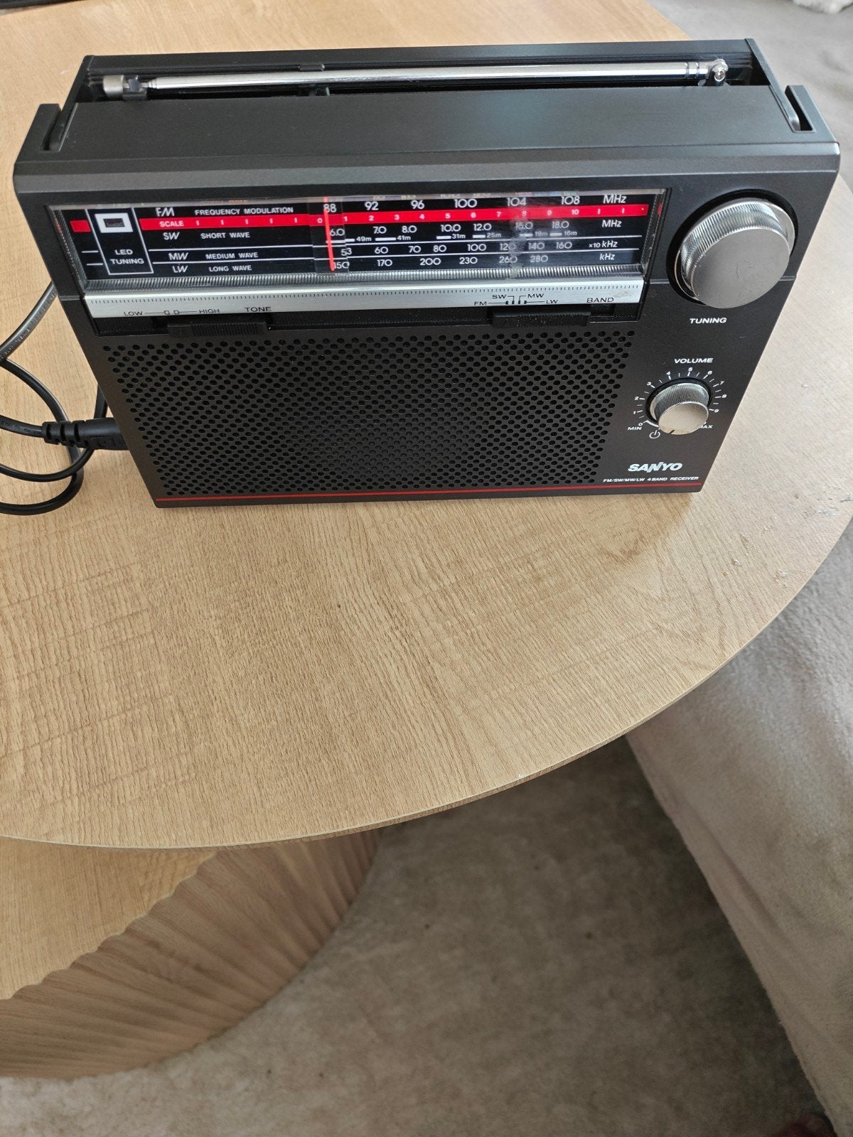 Sanyo RP 8800 Portable Radio, TV, Hi-fi & Vidéo, Enlèvement