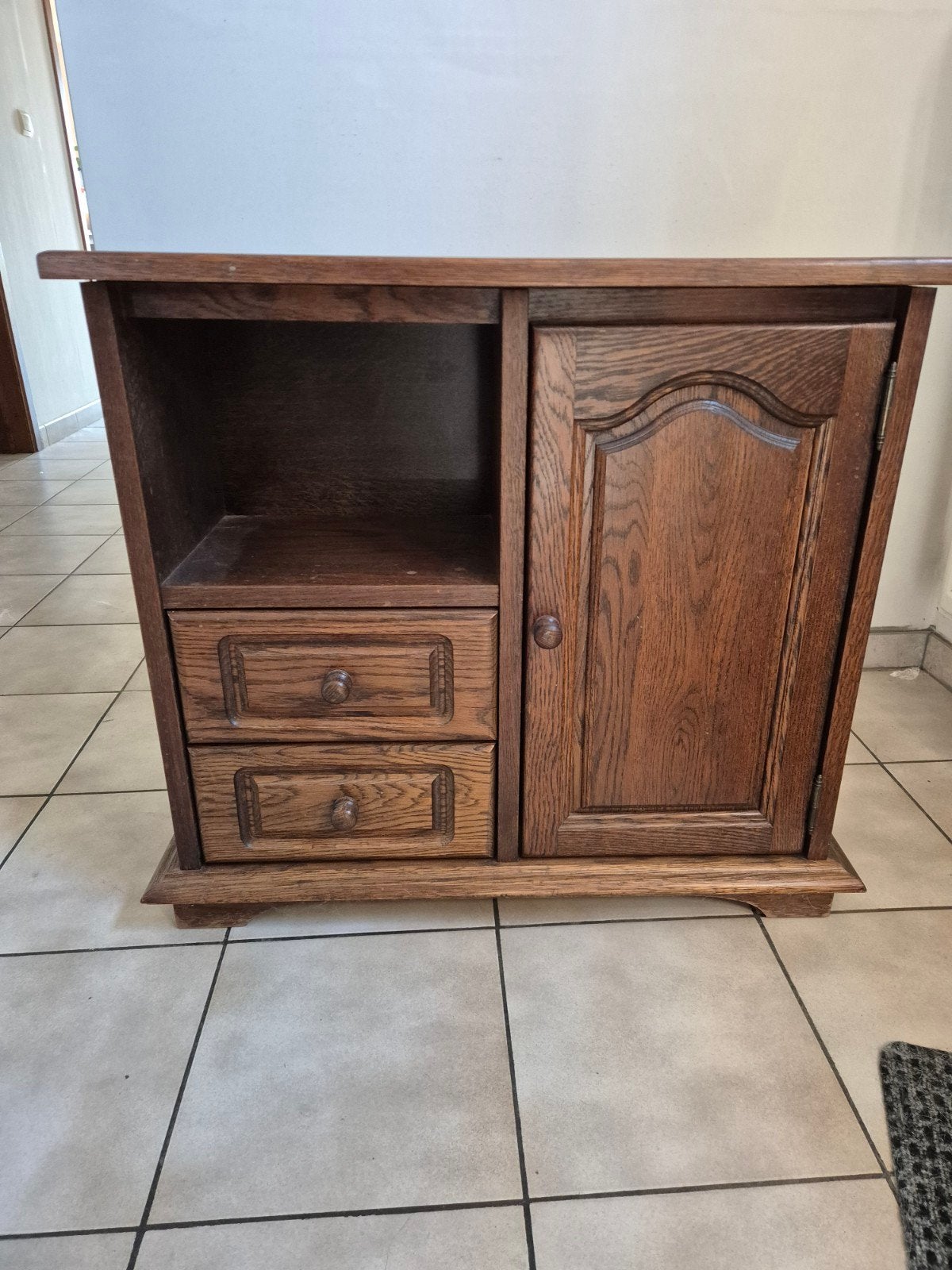 Tv kast, Ophalen
