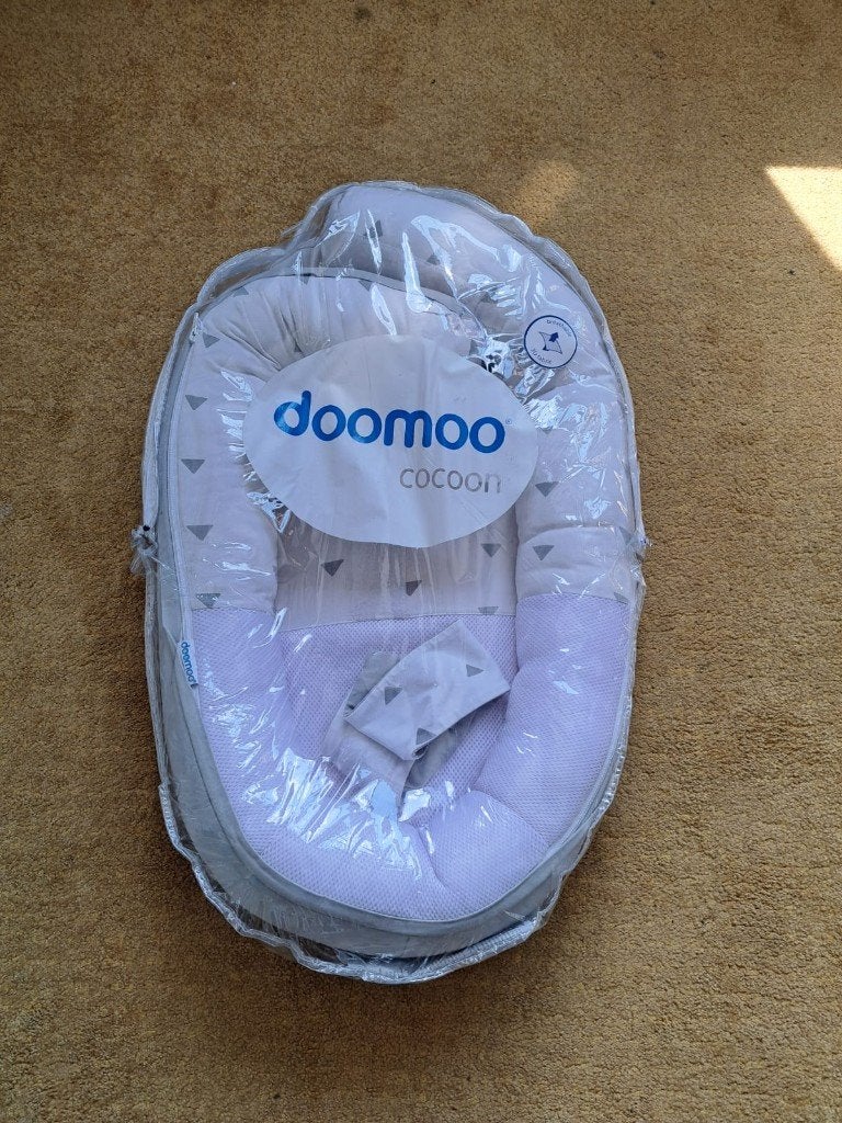 babynestje Doomoo Cocoon, Enfants & Bébés, Enlèvement, Comme neuf