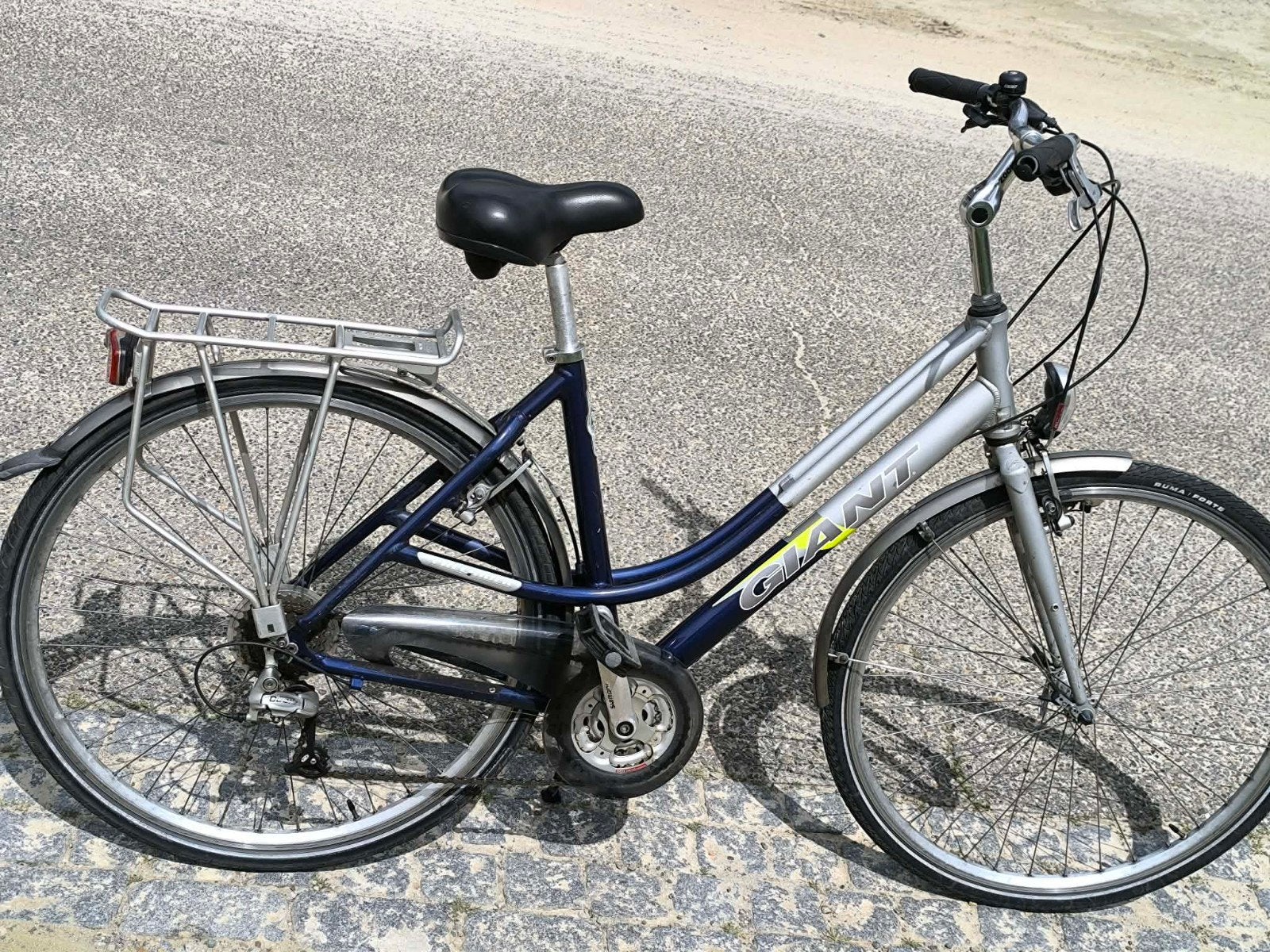 Giant Damesfiets perfect staat, aluminiumframe., Fietsen en Brommers, Fietsen | Dames | Damesfietsen, Ophalen, Giant