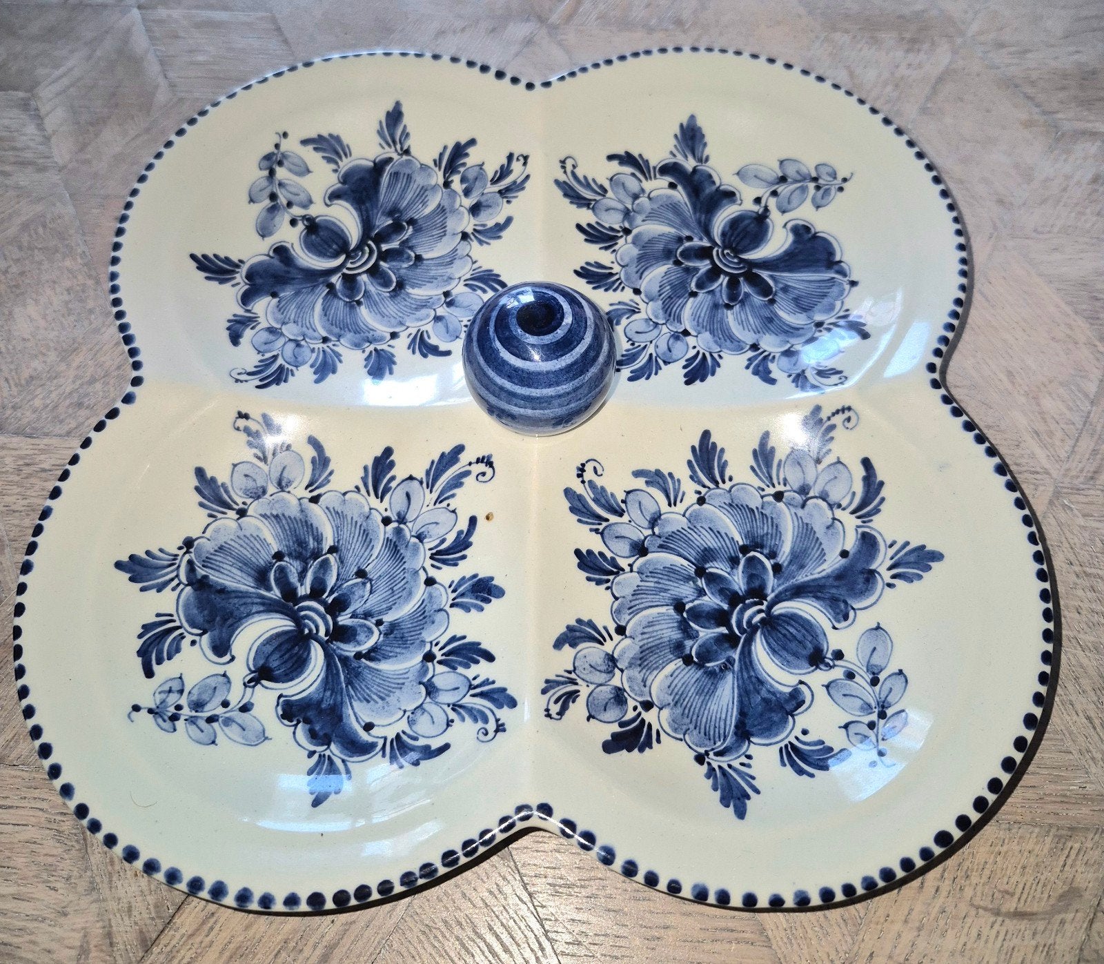 Handgeschilderde serveerschaal delft, Antiek en Kunst, Ophalen of Verzenden