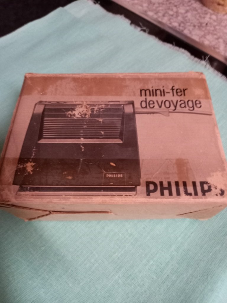 Kraag en dassenpers Philips strijkijzer voor 5 euro, Antiquités & Art, Antiquités | Vêtements et Textile, Enlèvement, Philips