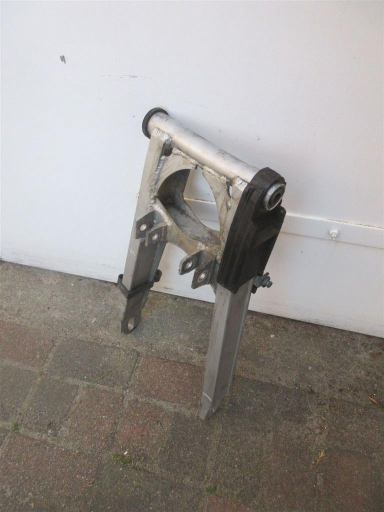 Kawasaki GPZ600R achterbrug GPZ 600 R swingarm achter brug, Ophalen of Verzenden, Gebruikt