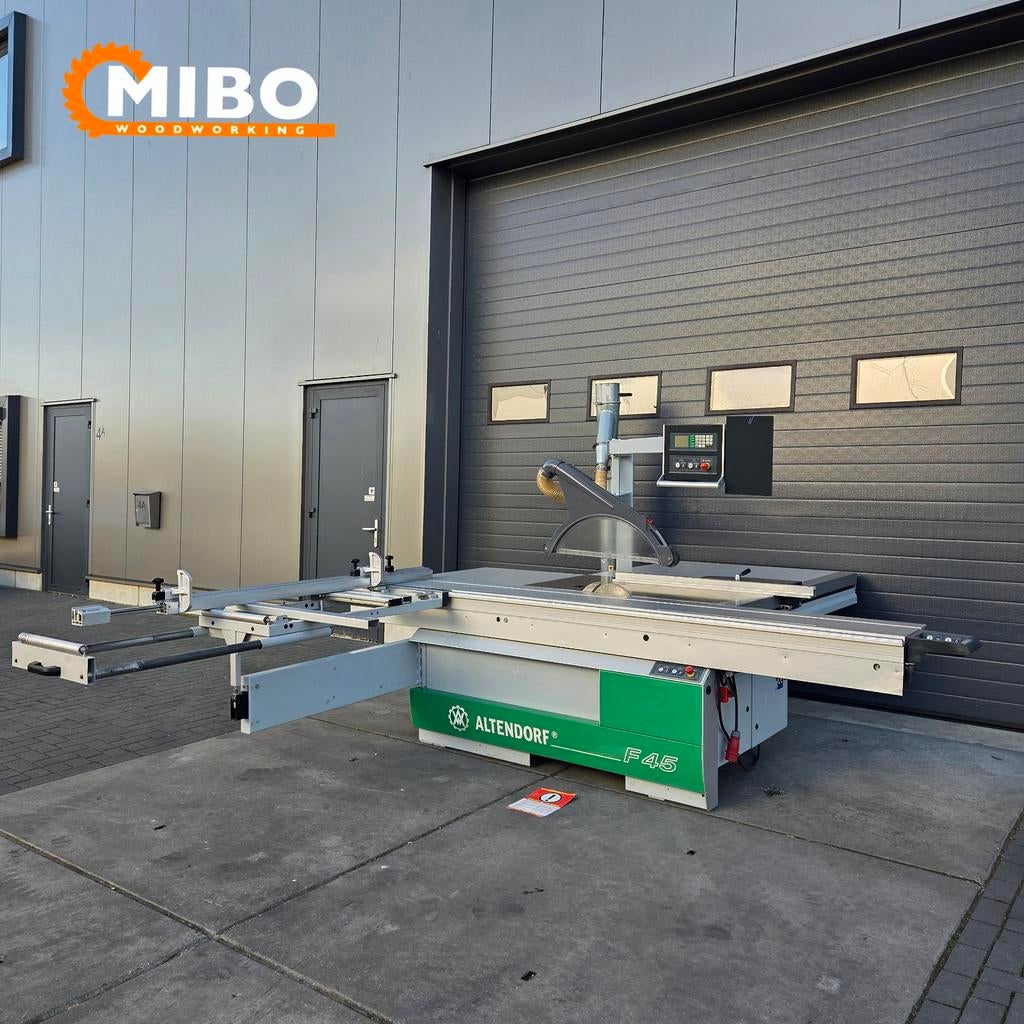 Altendorf F45 Paneelzaag 3200mm digitaal cnc 550mm zaagblad, Enlèvement ou Envoi