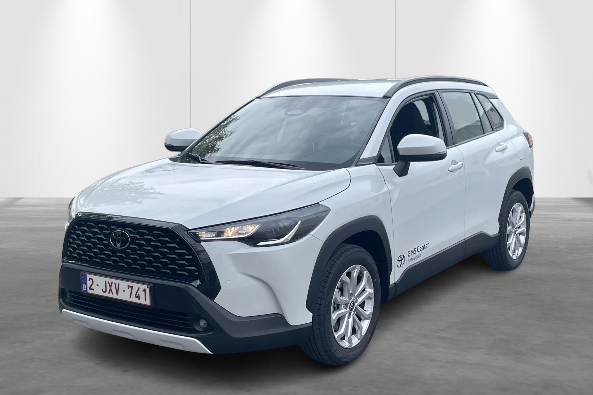 Toyota Corolla Cross 1.8 Hybrid Dynamic, Stof, Gebruikt, 750 kg, Wit