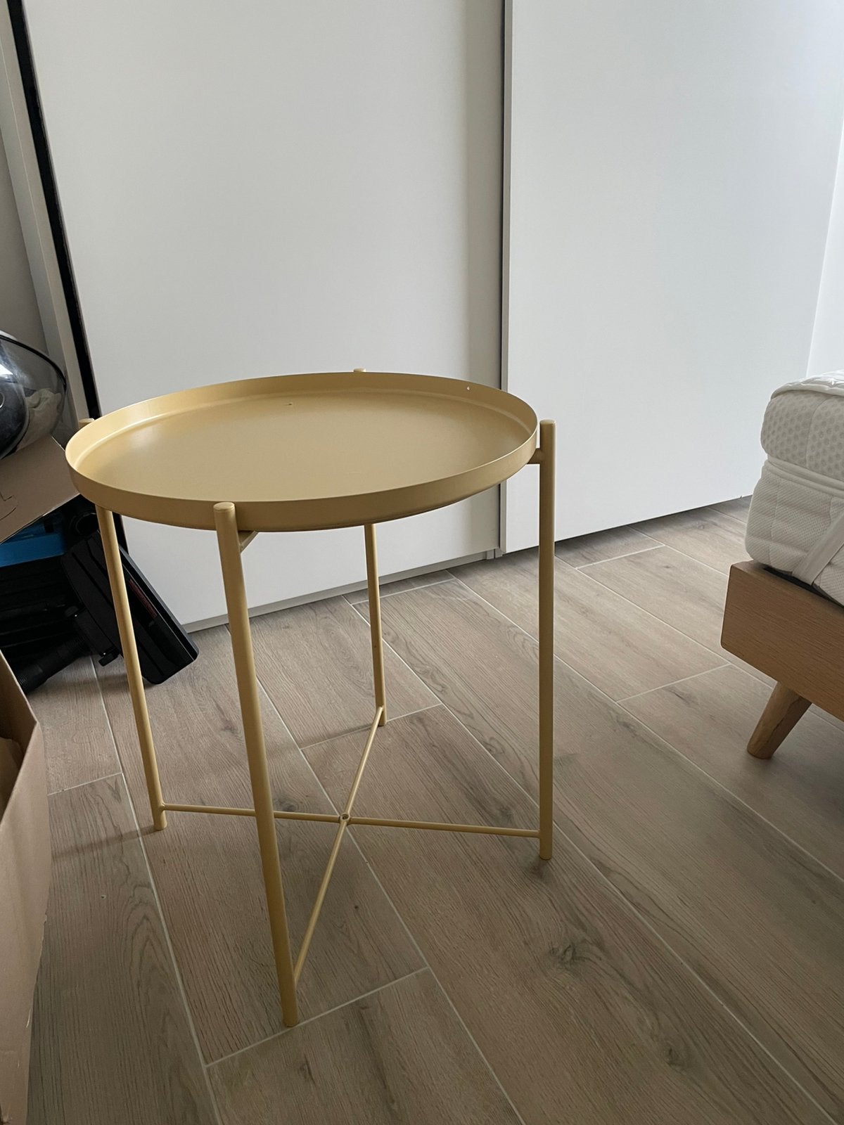 Bijzettafel IkEA, Ophalen, Gebruikt
