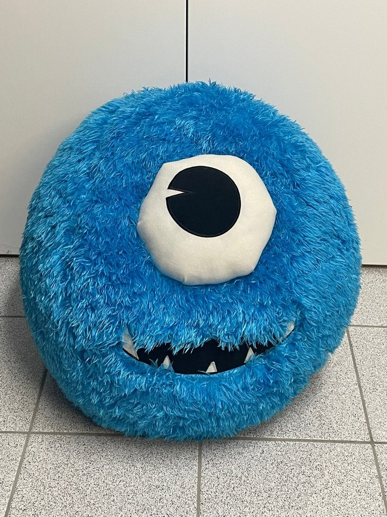 grote knuffel bol monster 1-oog 65cm, Ophalen, Zo goed als nieuw