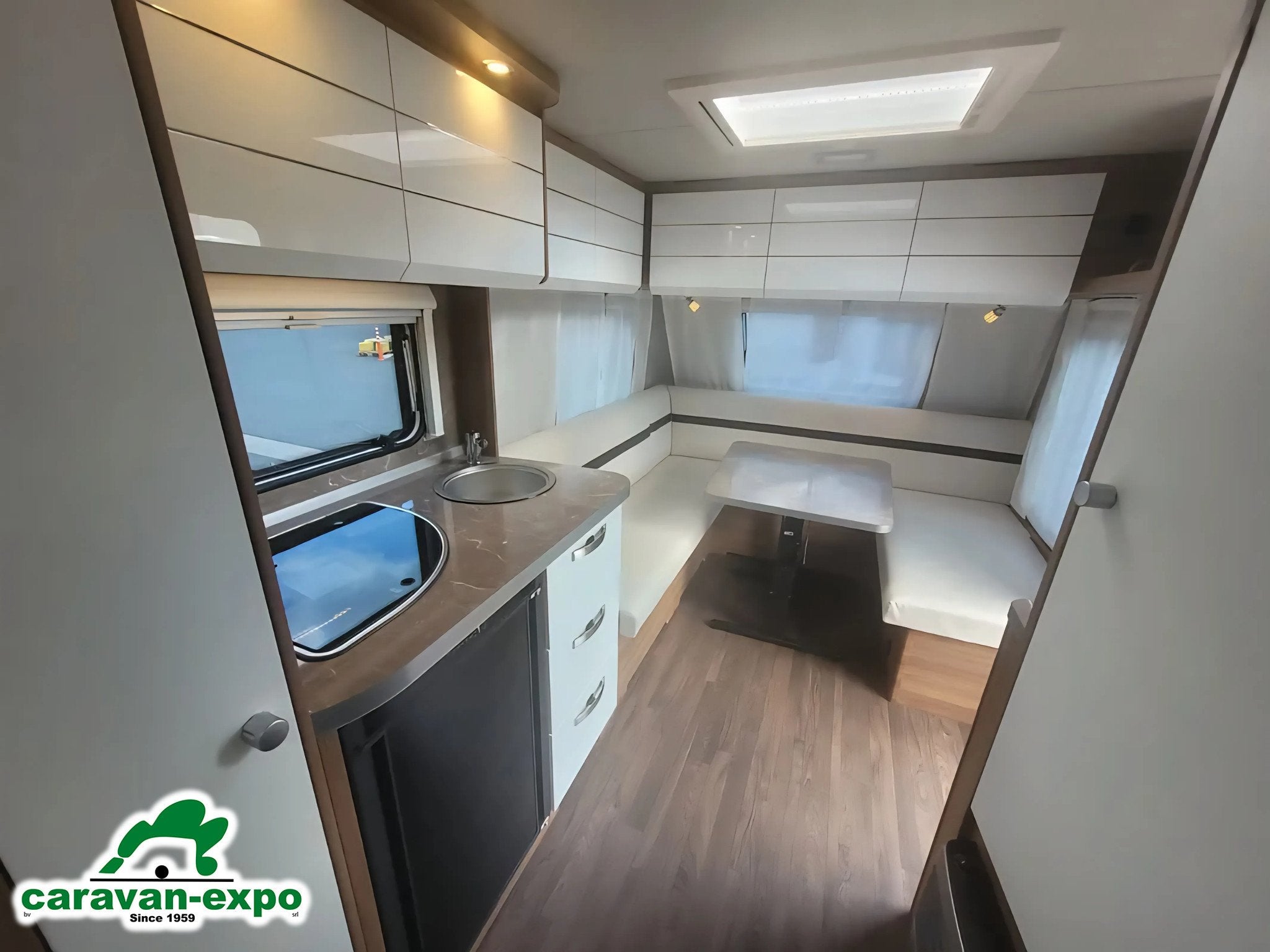 TABBERT Turiano 495 2026, Caravans en Kamperen, Tabbert, Bedrijf, 5 tot 6 meter, Tot en met 4