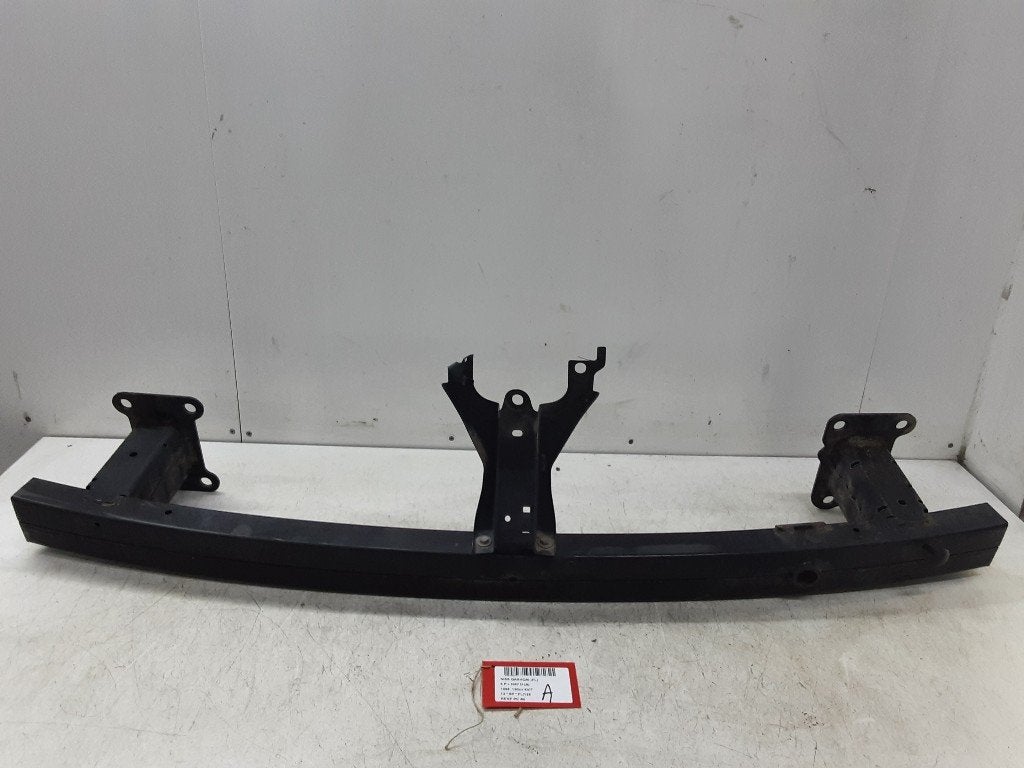 BUMPERBALK VOOR Nissan Qashqai (J10) (11-2006/01-2014), Gebruikt, Mevr. I. Hauben, Rue de l'Espoir 34 34
4030  GRIVEGNÉE, BE, Info@Collignon.be