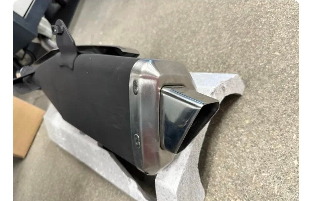 Échappement d’origine Honda 750 x-adv 2021/2024, Enlèvement