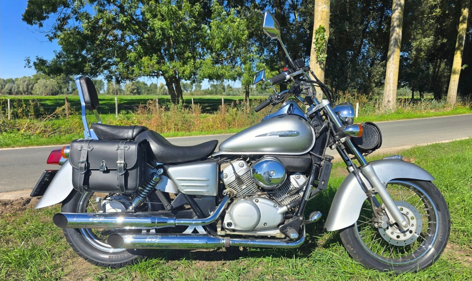 !Pareltje! Honda shadow VT 125 van 2007 zilvergrijs, Motoren, 2 cilinders, Chopper, Gebruikt, Particulier