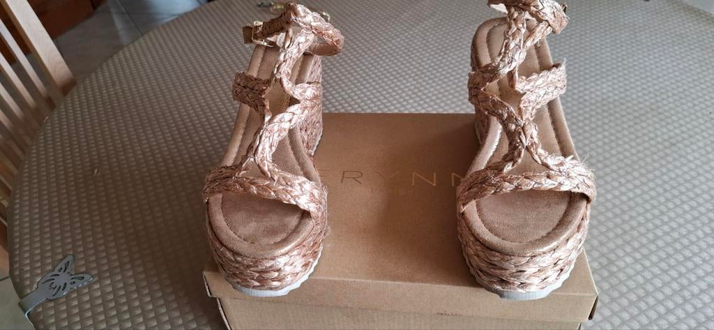 Schoenen rose goud kleur ,ERYNN PARIS, Ophalen