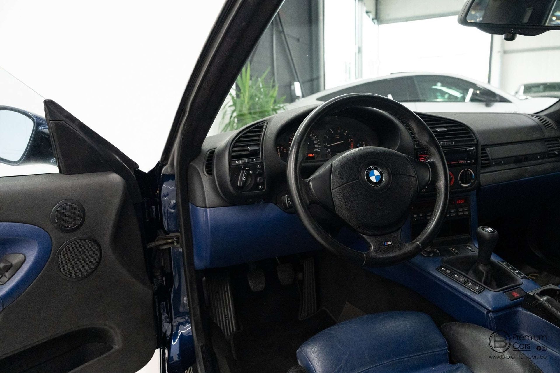 BMW 320 I 325 motor cabrio E36 M pack! Oldtimer! Uniek!, foto 11