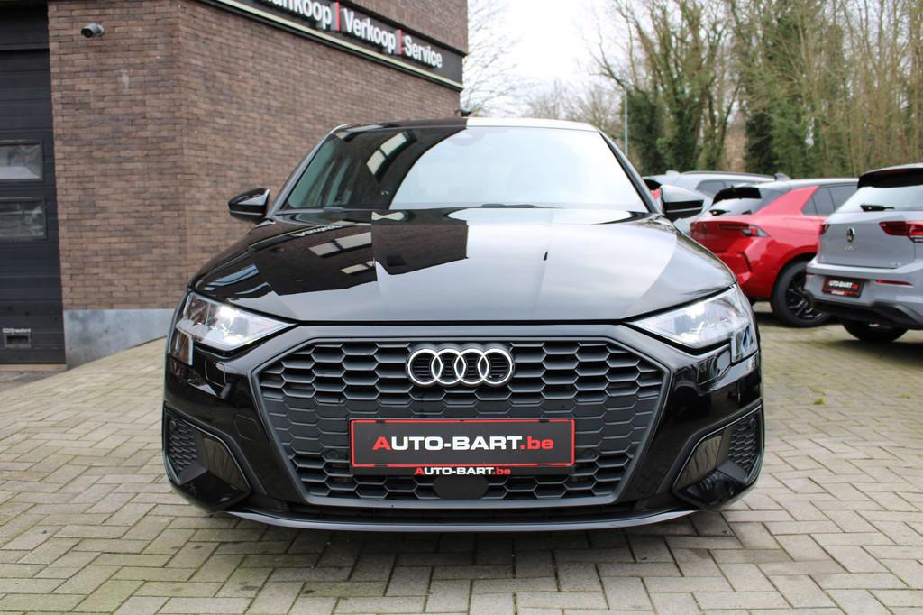 Audi A3 40 TFSIe HYBRIDE Automatik (bj 2022, automaat), Gebruikt, Zwart, Hybride Elektrisch/Benzine, 3 cilinders