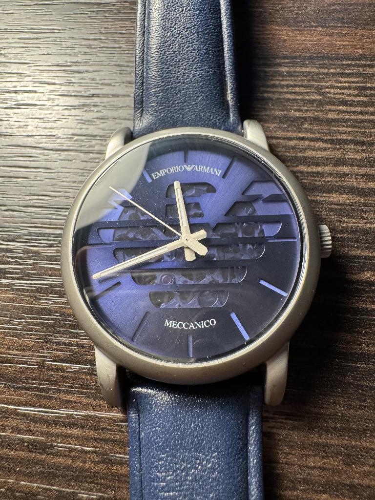 Emporio Armani Automatic Watch – AR60030, Montre-bracelet, Autres marques, Cuir, Enlèvement