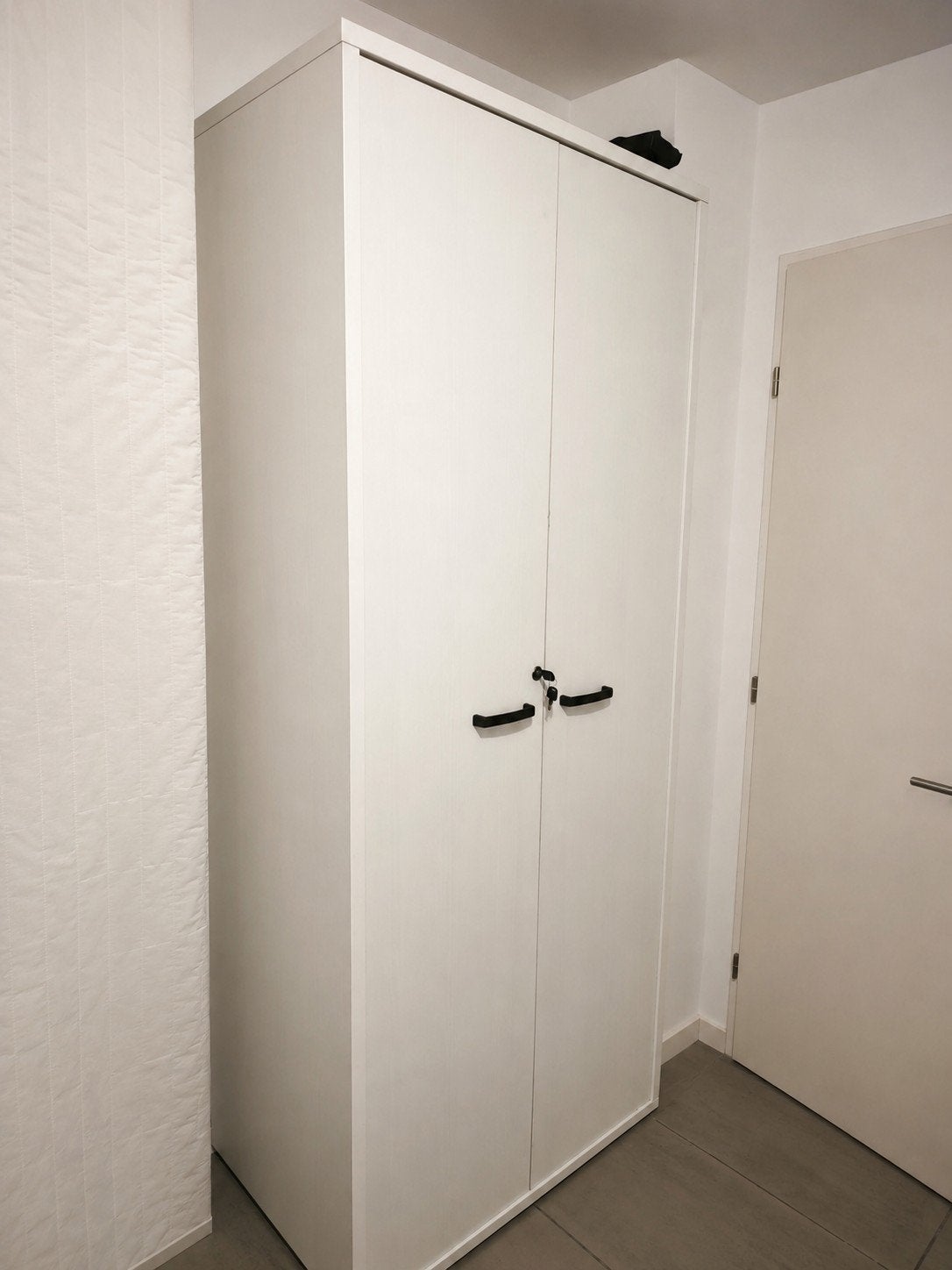 armoire 90 cm de largeur