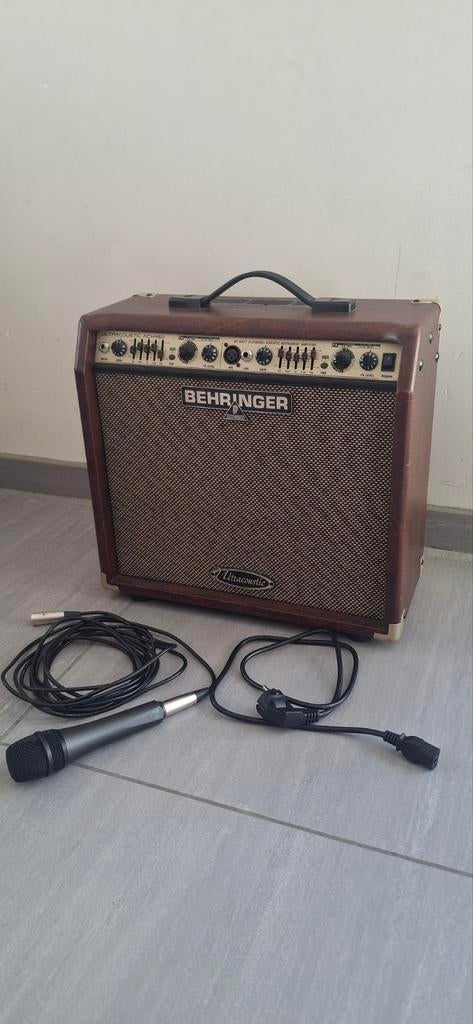 Behringer Ultracoustic ACX450 versterker, Enlèvement, Guitare, Moins de 50 watts