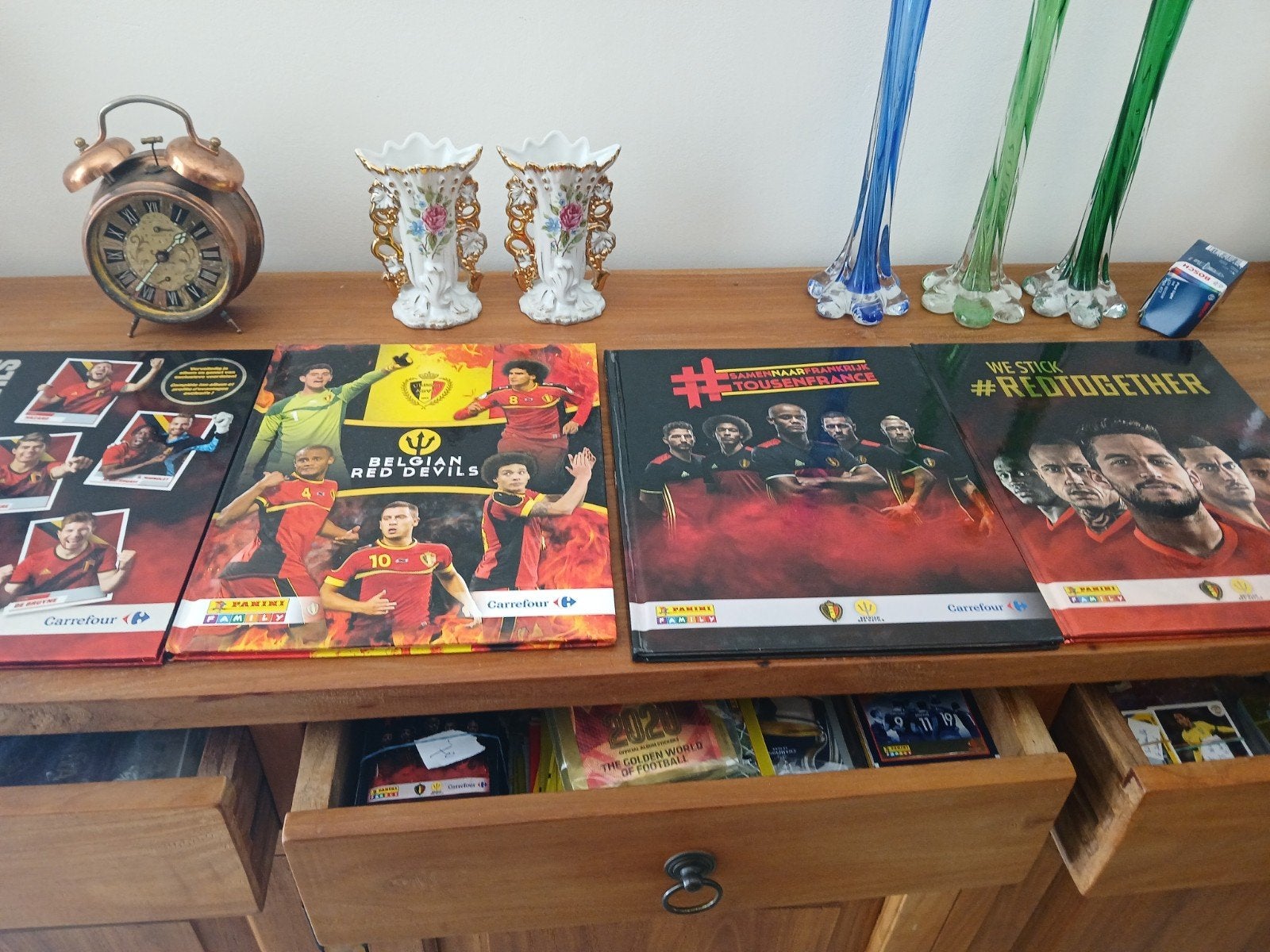 panini 4 album red devils 2 complet 2 vide, Enlèvement ou Envoi, Neuf, Plusieurs autocollants