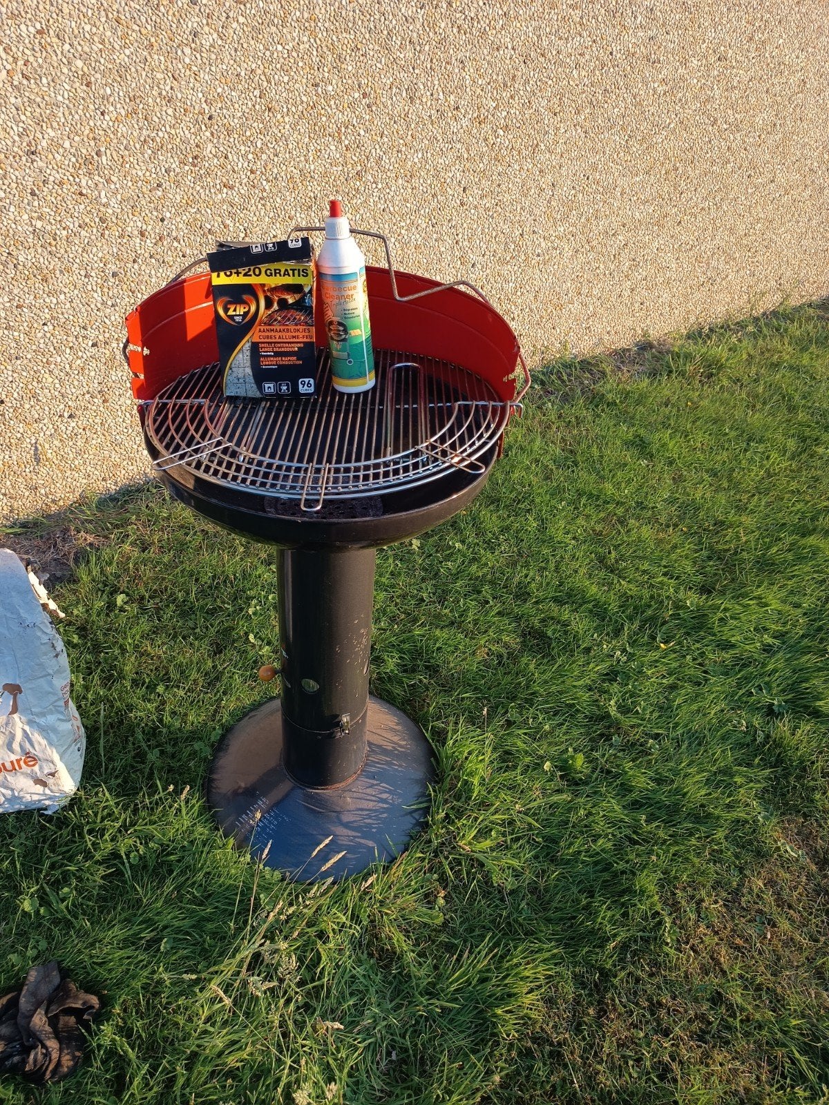 Barbecook Loewy 50+ gratis barbeque, Enlèvement