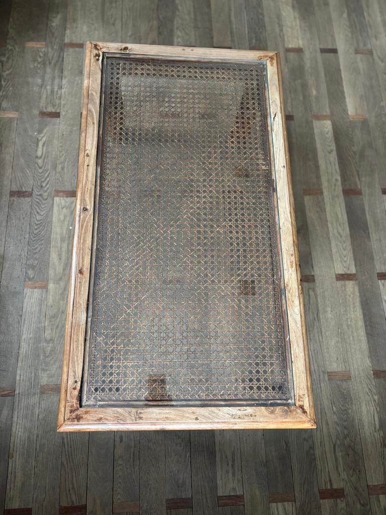 Jolie table basse (rotin tressé sous le plateau en verre), Enlèvement, Comme neuf
