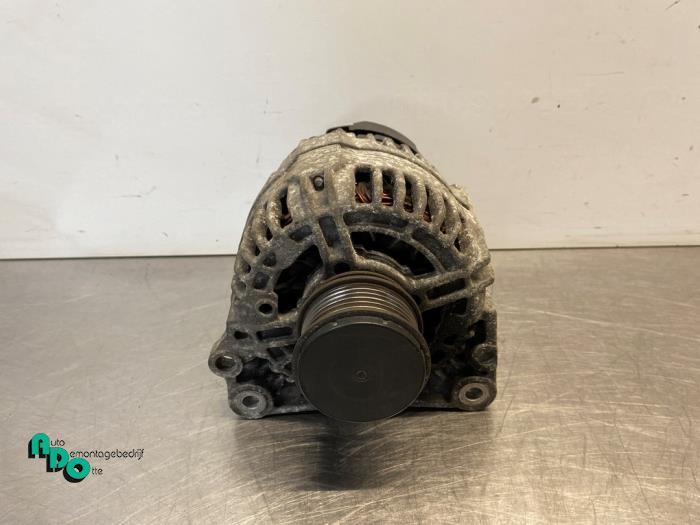Dynamo van een Volkswagen Caddy (Caddy 04-), Gebruikt, -, Volkswagen, -