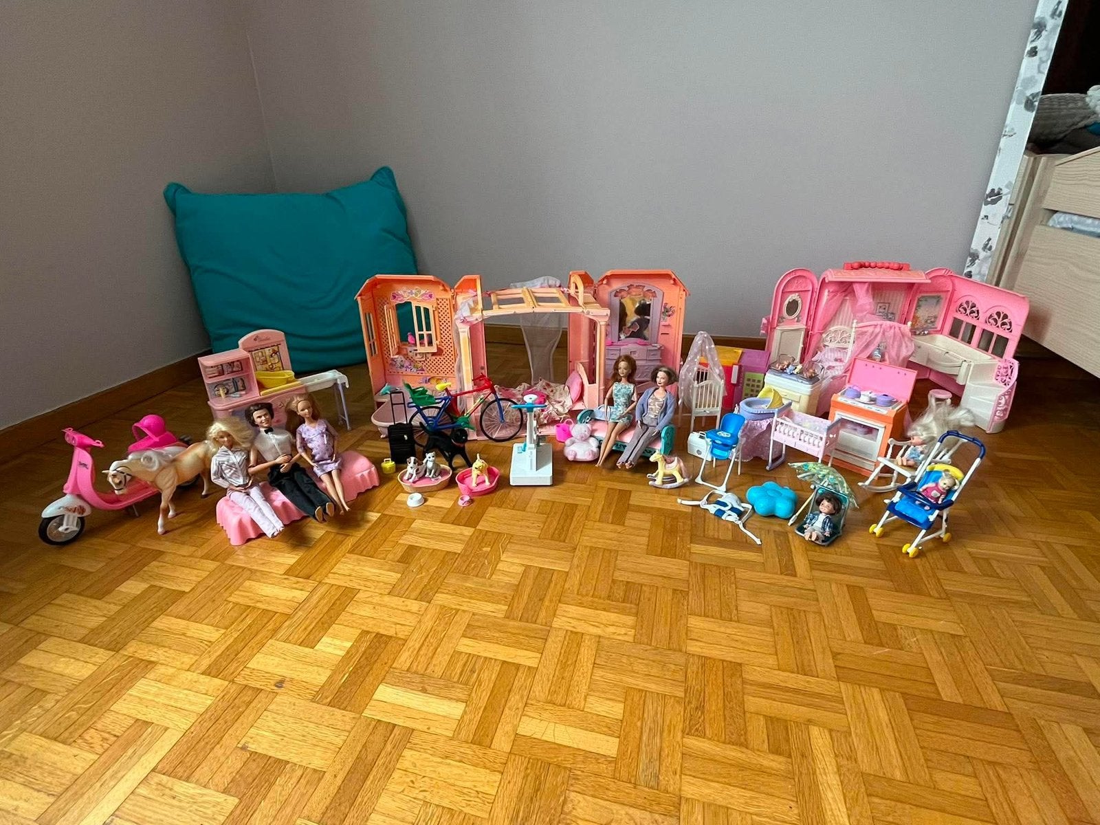 Barbie spullen en poppen, Ophalen, Gebruikt