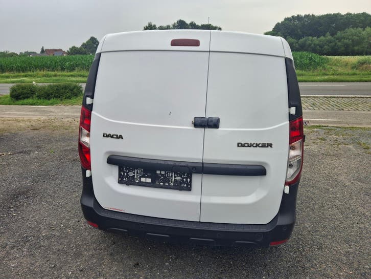 dacia dokker 1600 cc Essence 2019 75000 km cargo léger, Autos, Dacia, Euro 6, Entreprise, 2 places