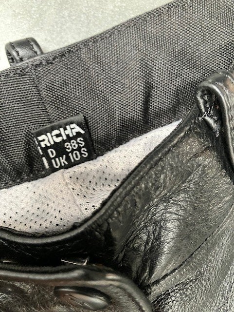 nieuwe lederen broek merk Richa, Broek | leer, Ophalen of Verzenden, Nieuw zonder kaartje, Richa