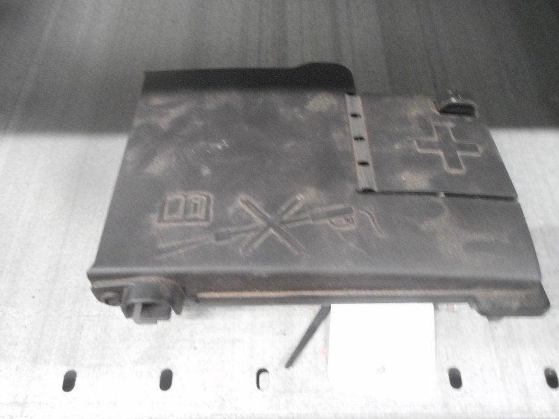 BOITIER FUSIBLES Opel Cascada (01-2013/04-2019) (13368498), Opel, Opel Automobile GmbH, Utilisé, Kontakt-opel@opel.com