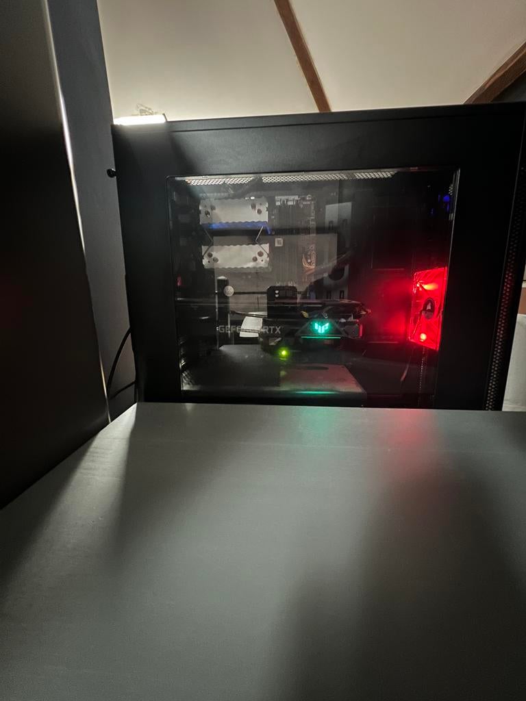 Setup Gaming complet, Games en Spelcomputers, Games | Pc, Ophalen, Zo goed als nieuw, Sport